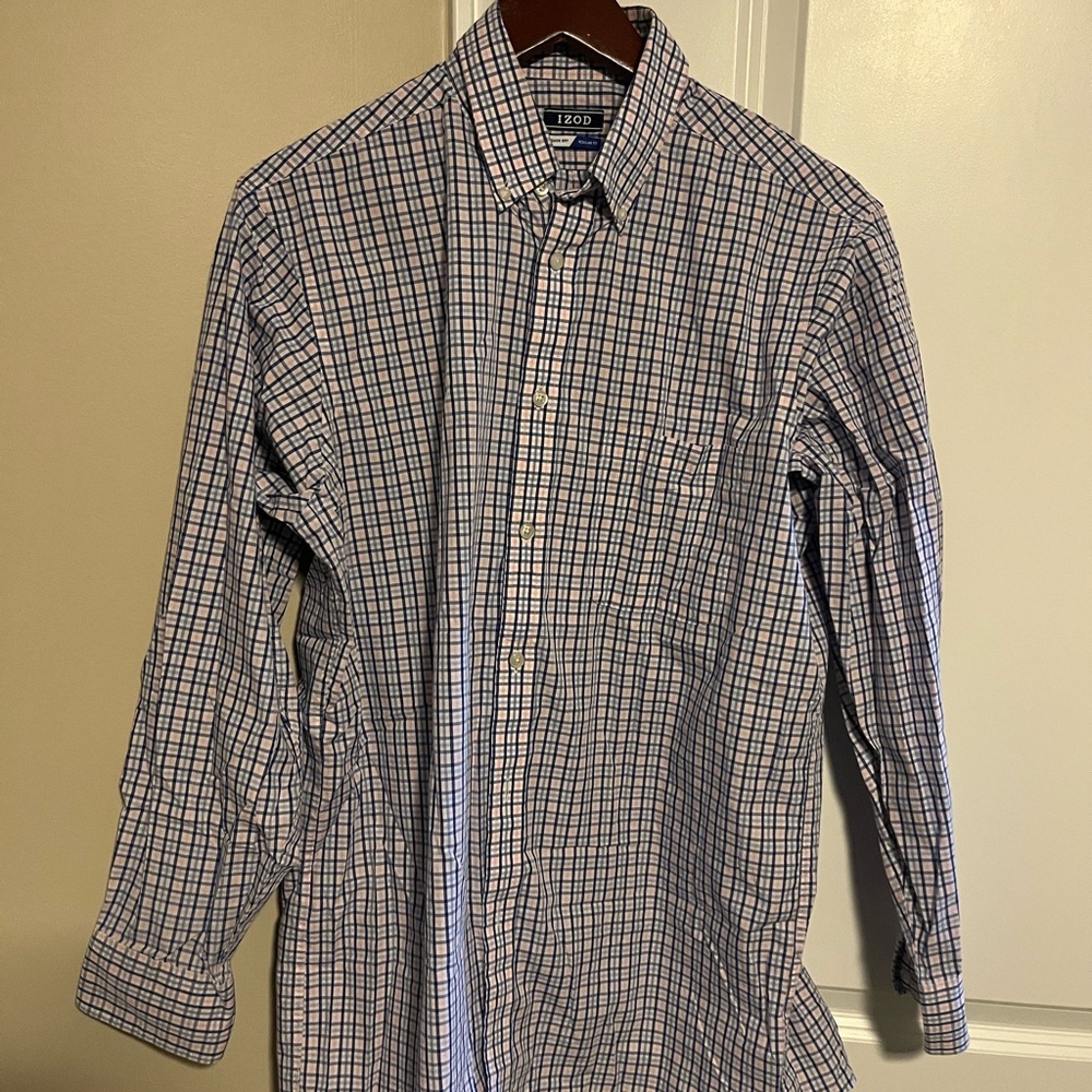 Izod Men's Plaid Button-Down Shirt